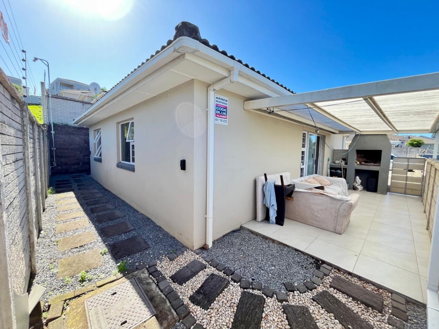 To Let 2 Bedroom Property for Rent in Nahoon Valley Park Eastern Cape